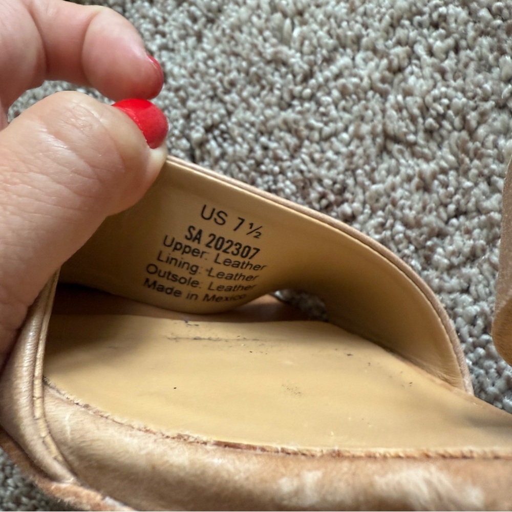 Nisolo Stella Go-To Almond Leather Block Heels Size 7.5 - Picture 9 of 9
